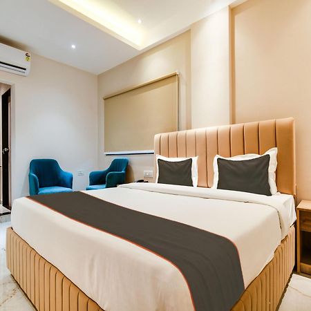 Collection O Hotel Mint Индор Екстериор снимка